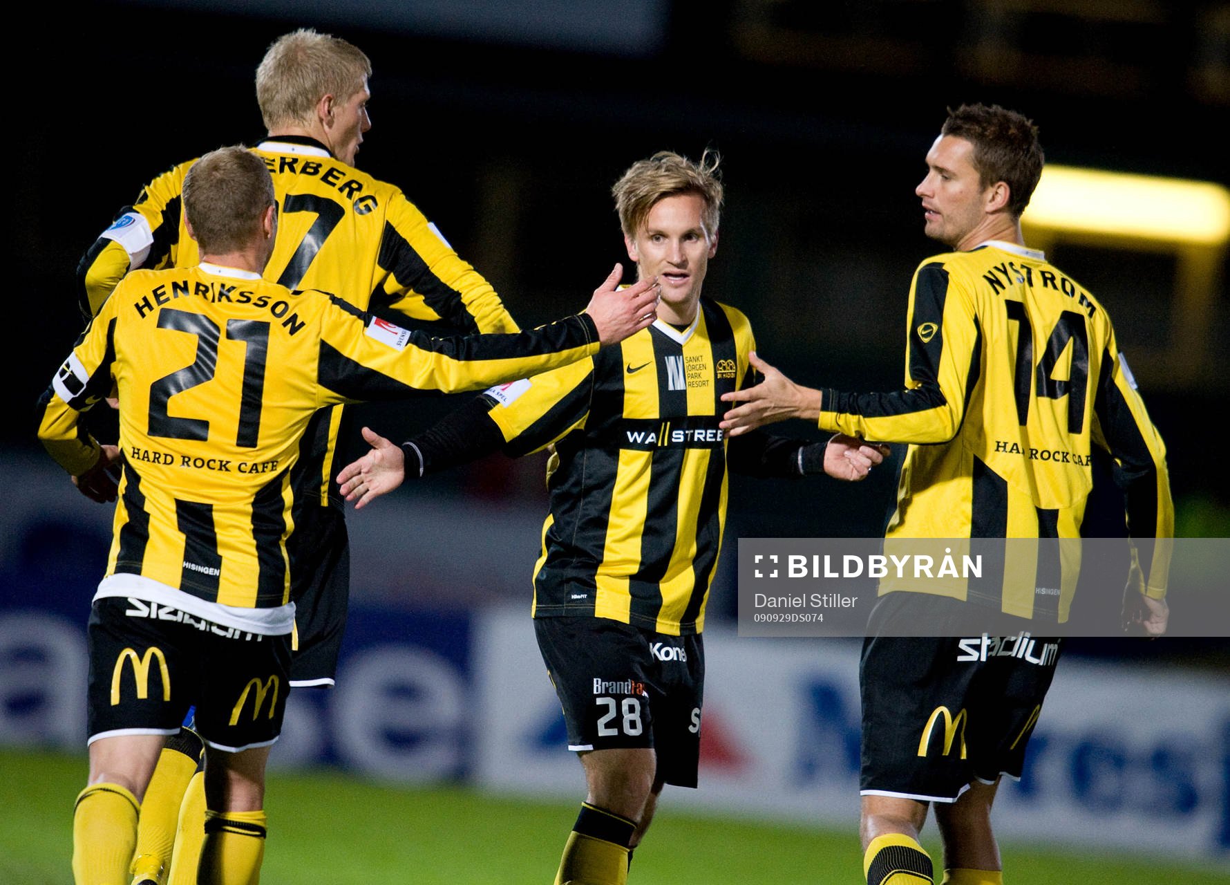 Jonas Bjurström gör 2-0 till Häcken. Jubel