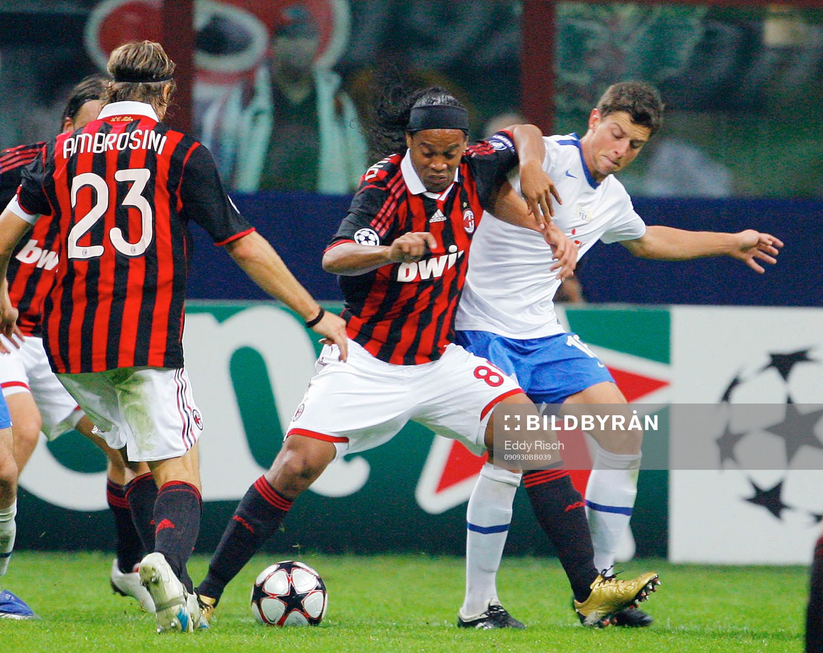 Ronaldinho, Milan och Philippe Koch, Zürich