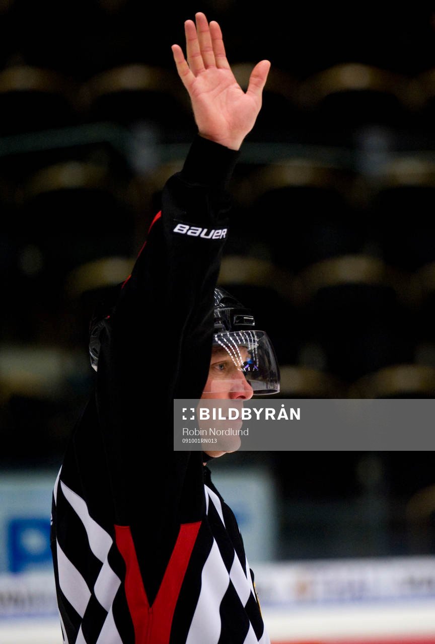 Morgan Johansson, Domare
