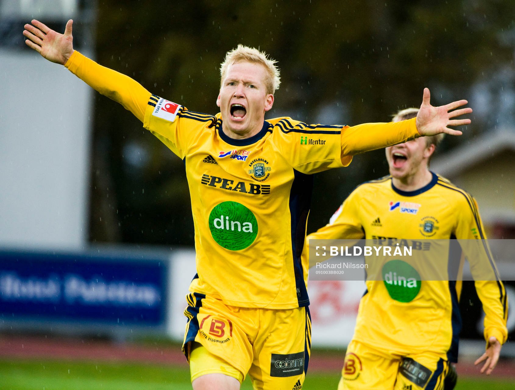  Mattias Adelstam, Ängelholm, jubel, efter sitt andra mål. Trots detta förlorade Ängelholm.