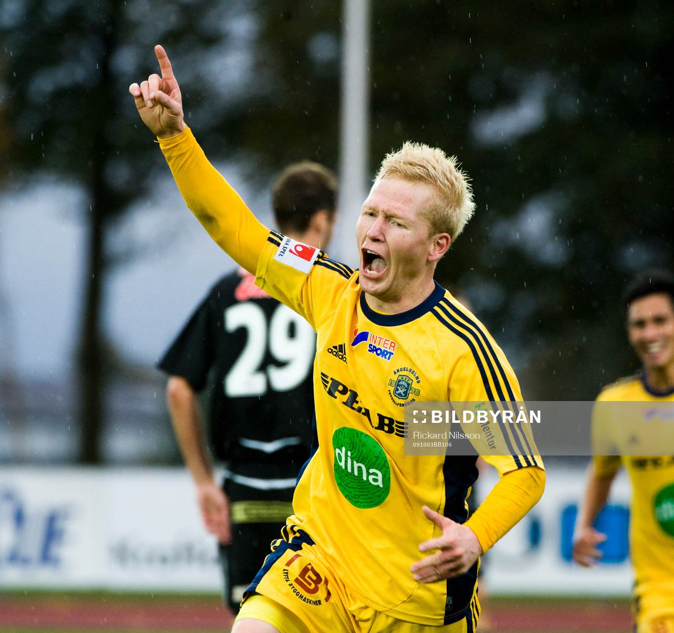  Mattias Adelstam, Ängelholm, jubel, efter sitt andra mål. Trots detta förlorade Ängelholm.