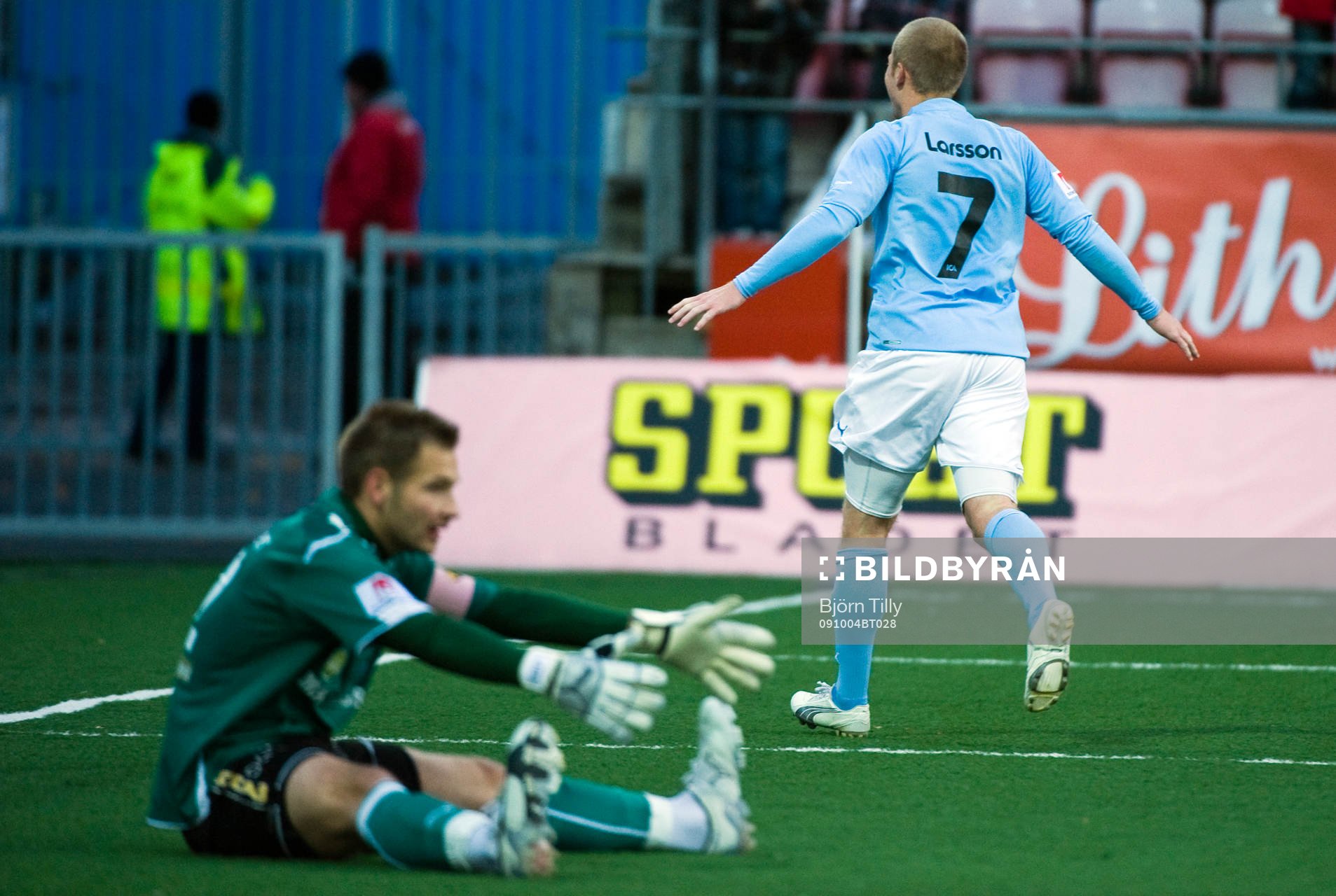John Alvbåge, målvakt, Örebro och Daniel Larsson, Malmö