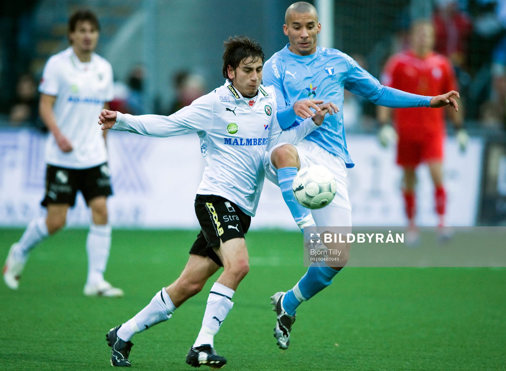 Alejandro Bedoya, Örebro och Guillermo Molins, Malmö FF