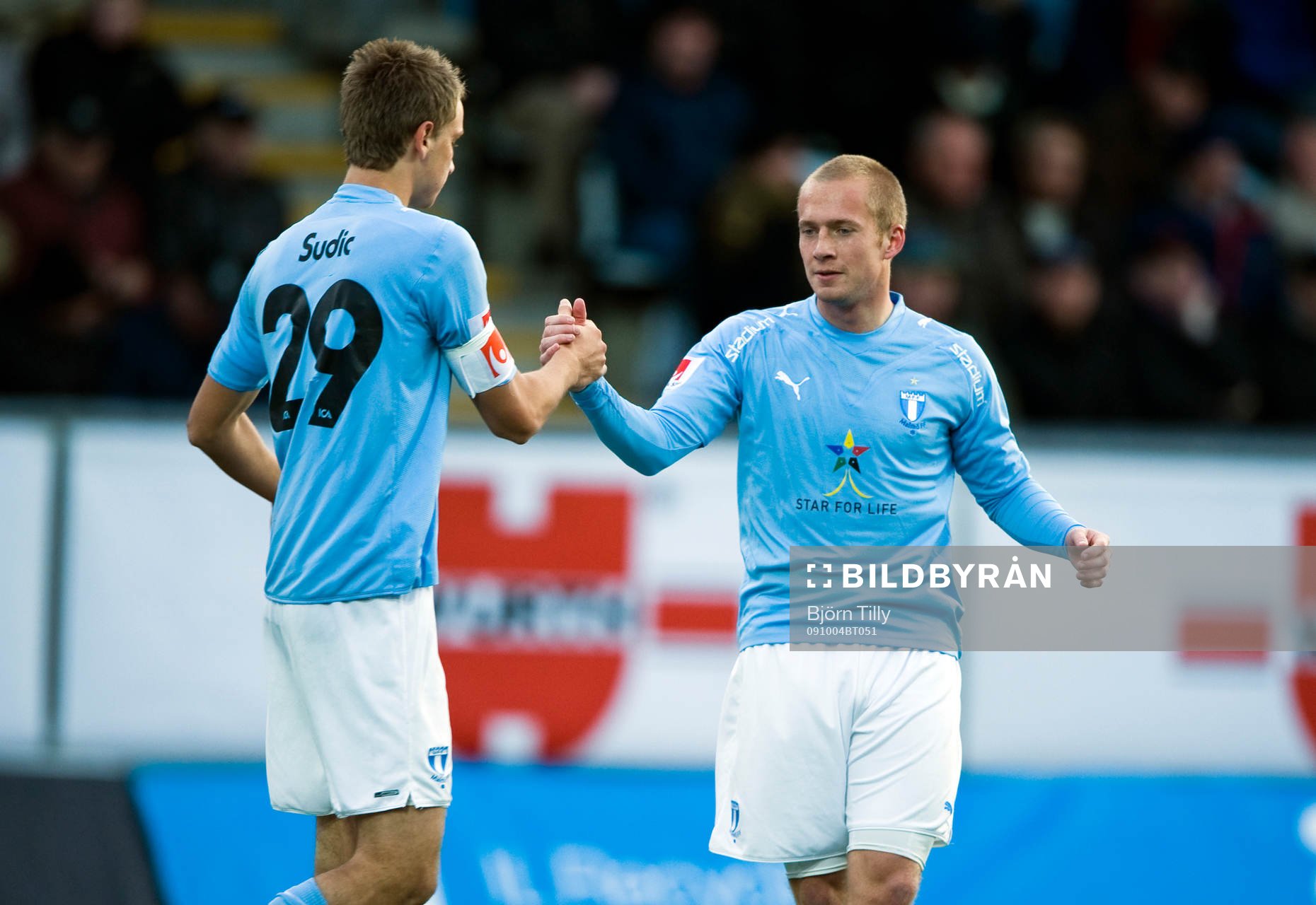 Jasmin Sudic och Daniel Larsson, jubel