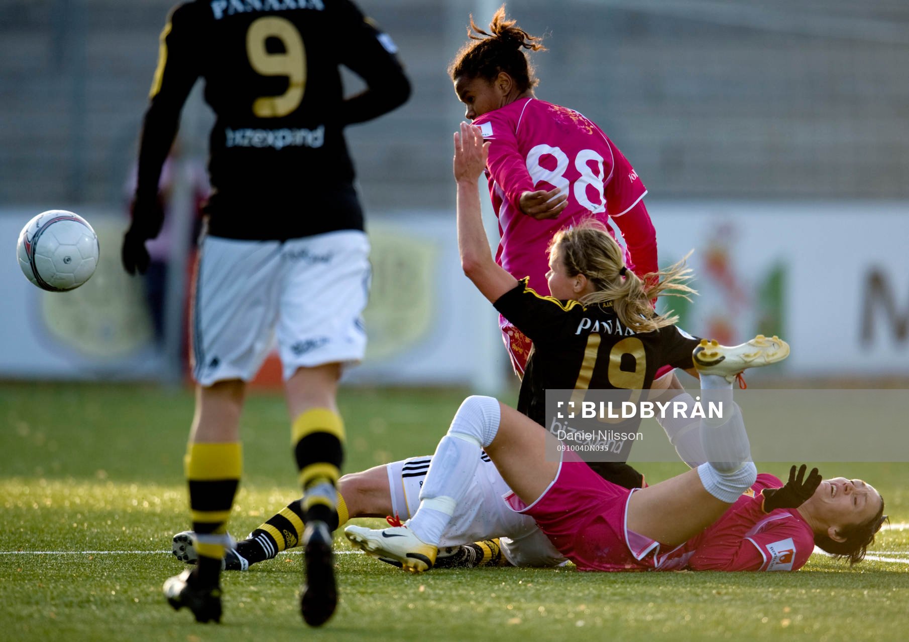 Renata Costa och Therese Sjögran