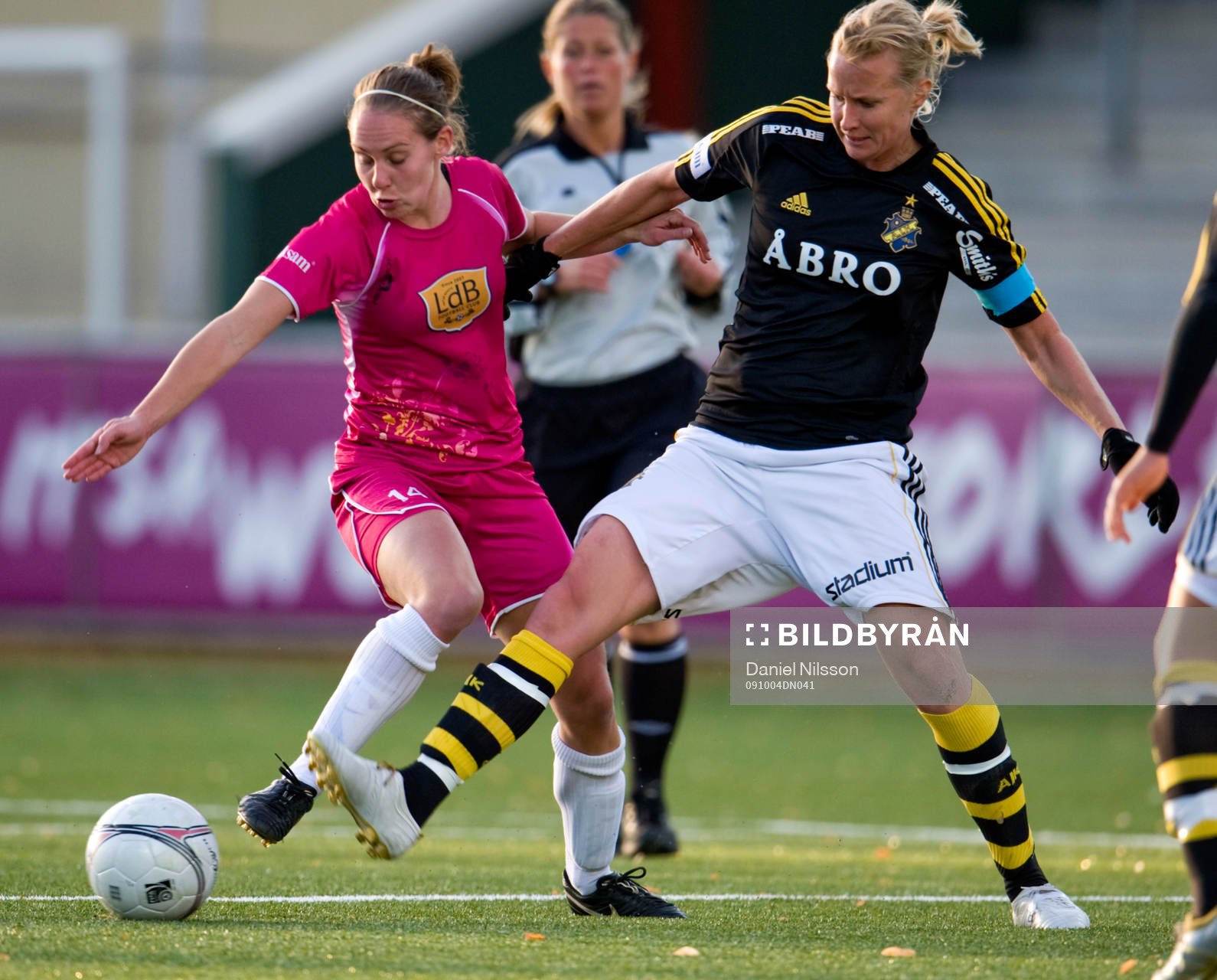 Manon Melis, Ldb och Anne Mäkinen, AIK