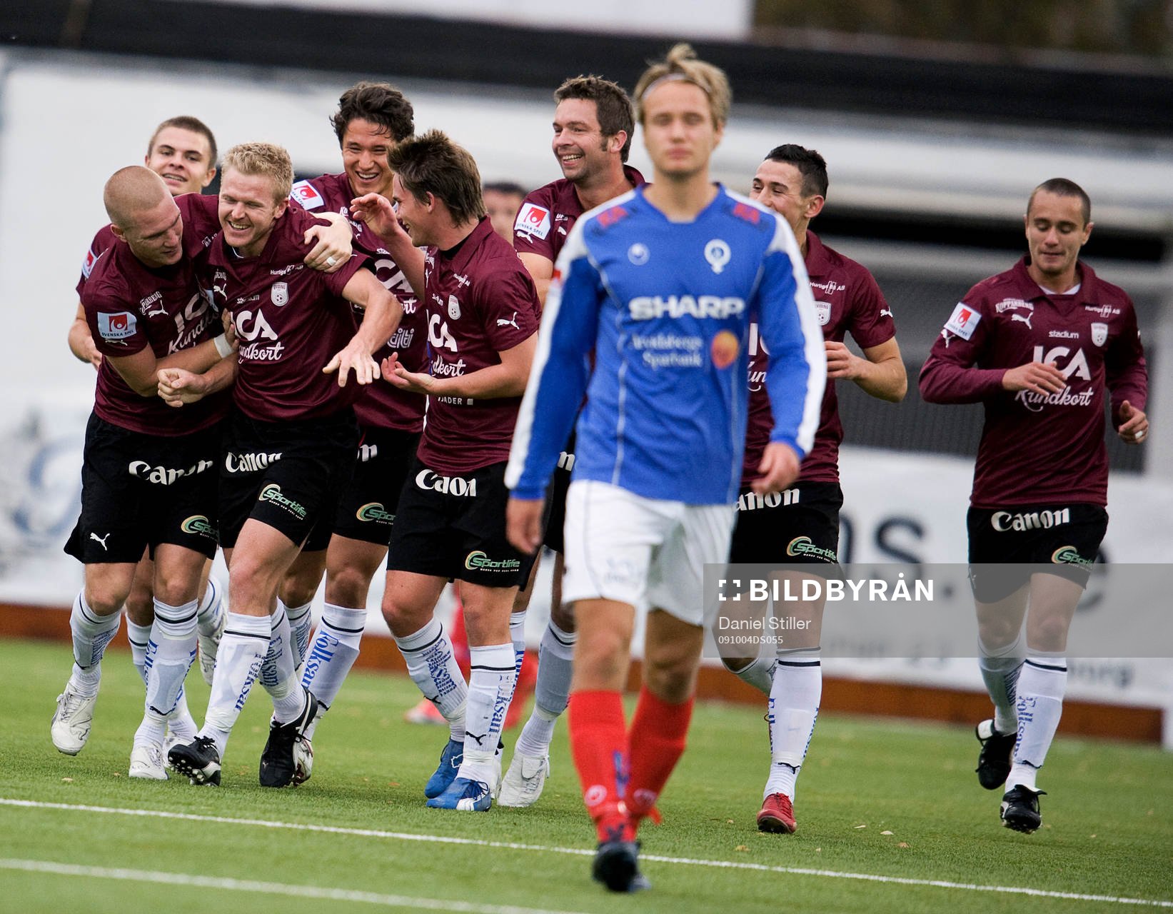 Anders Augustsson, Qviding, gör 2-0. Jubel