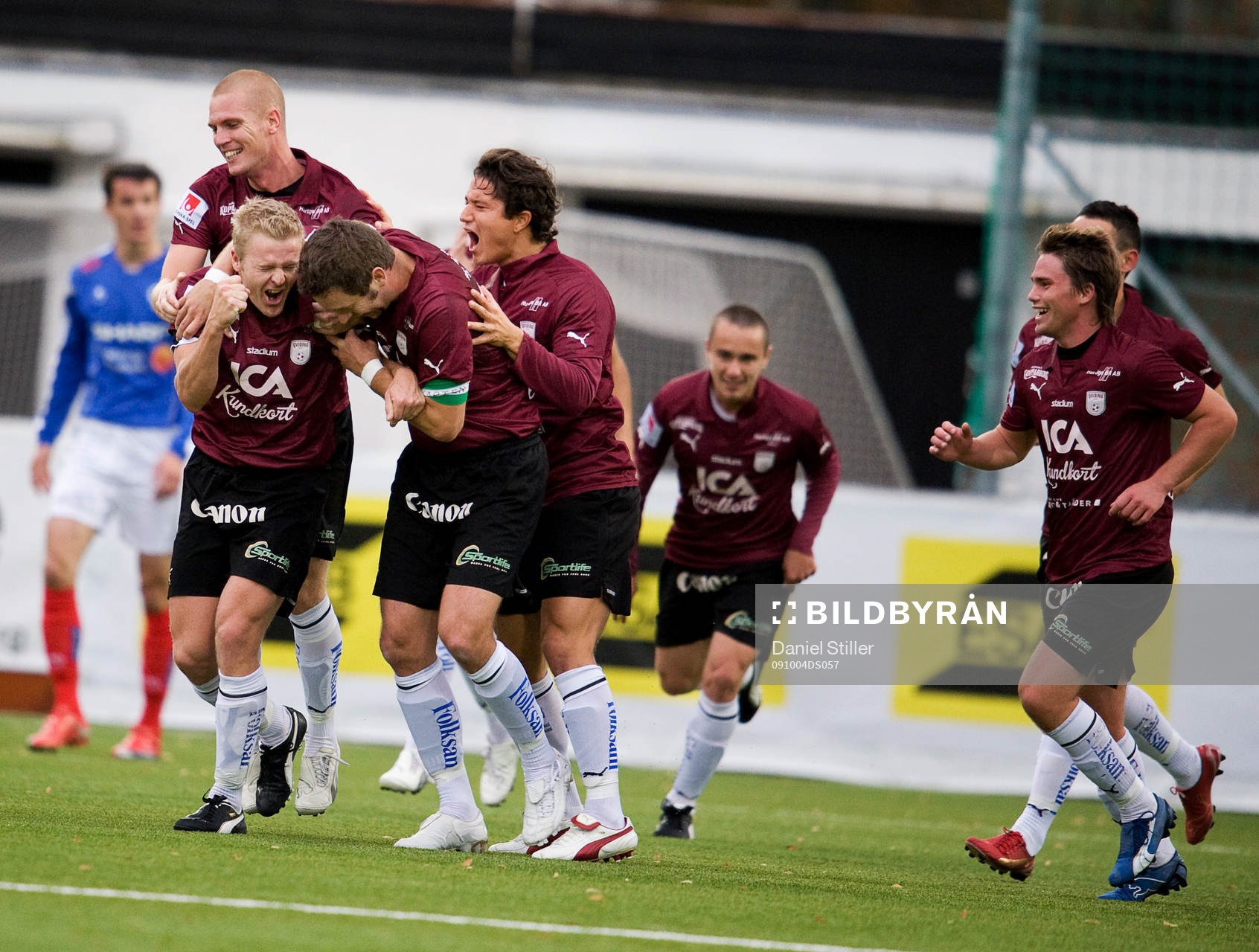 Anders Augustsson, Qviding, gör 2-0. Jubel