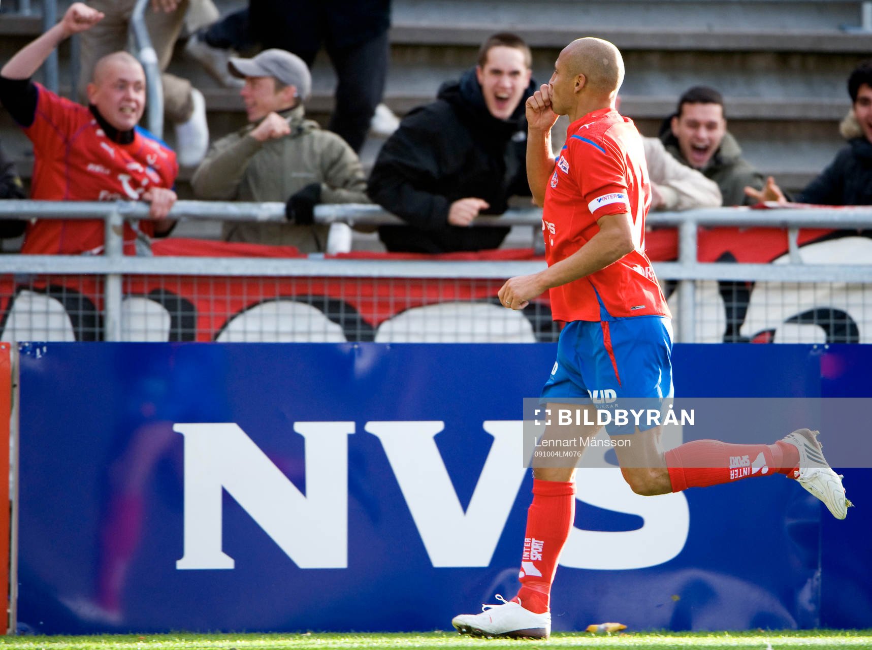 1-0 Henrik Larsson, jubel