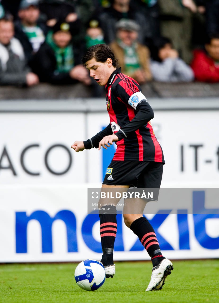 Miiko Albornoz