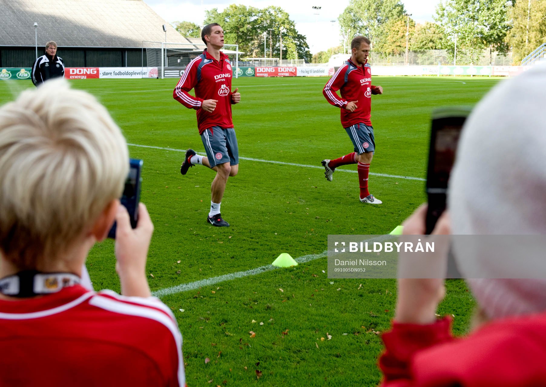 Daniel Agger och Daniel Jensen gör ett Beep-test innan