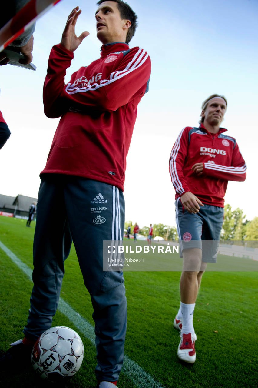Jesper Bech och Christian Poulsen ger intevjuer till Media