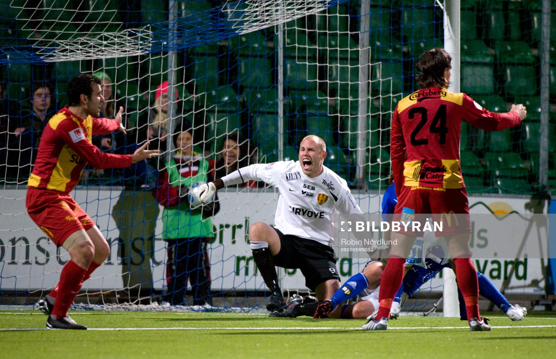 Christian Frealdsson, Målvakt Syrianska är ursinnig