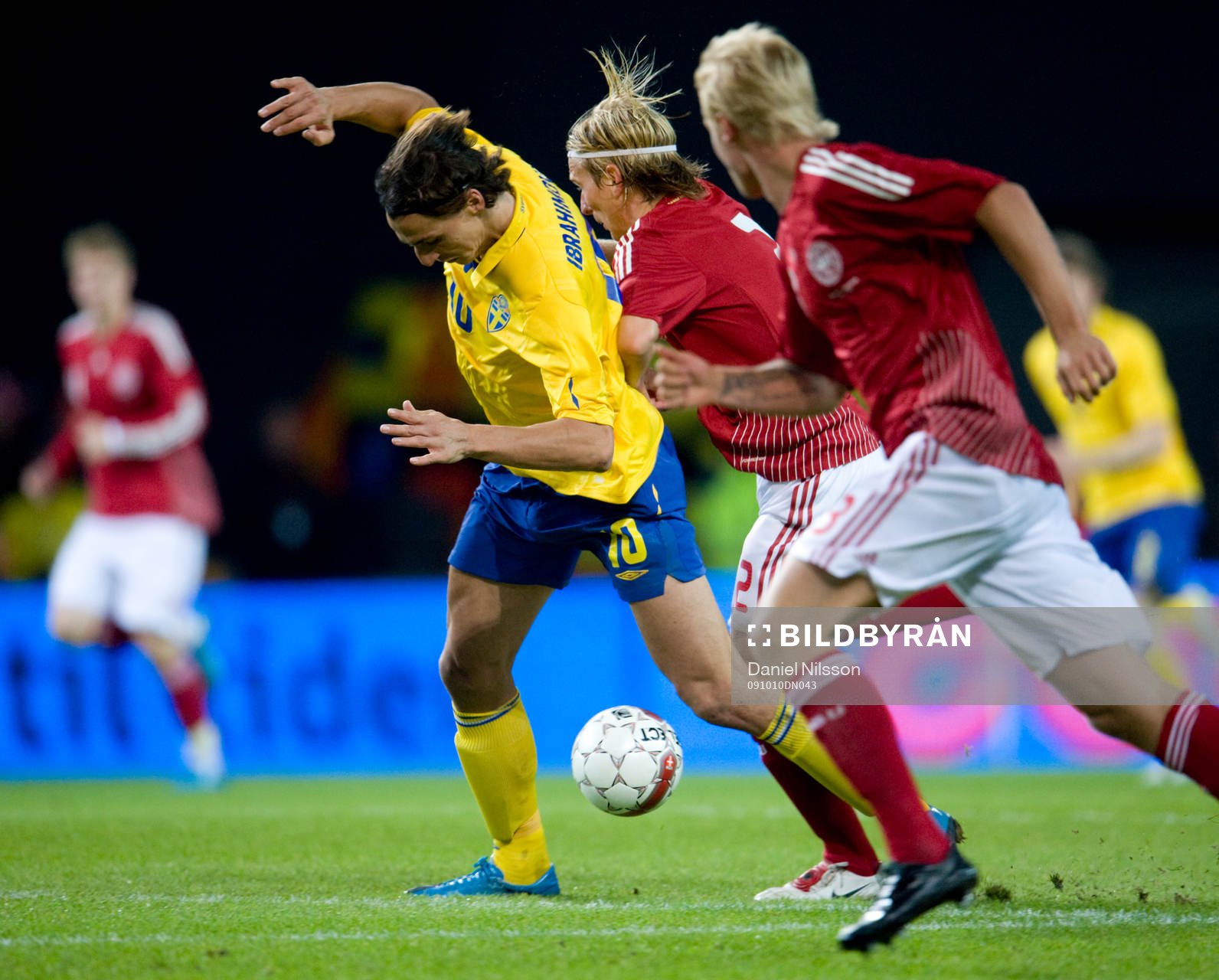 Zlatan Ibrahimovic, Sverige försöker går förbi