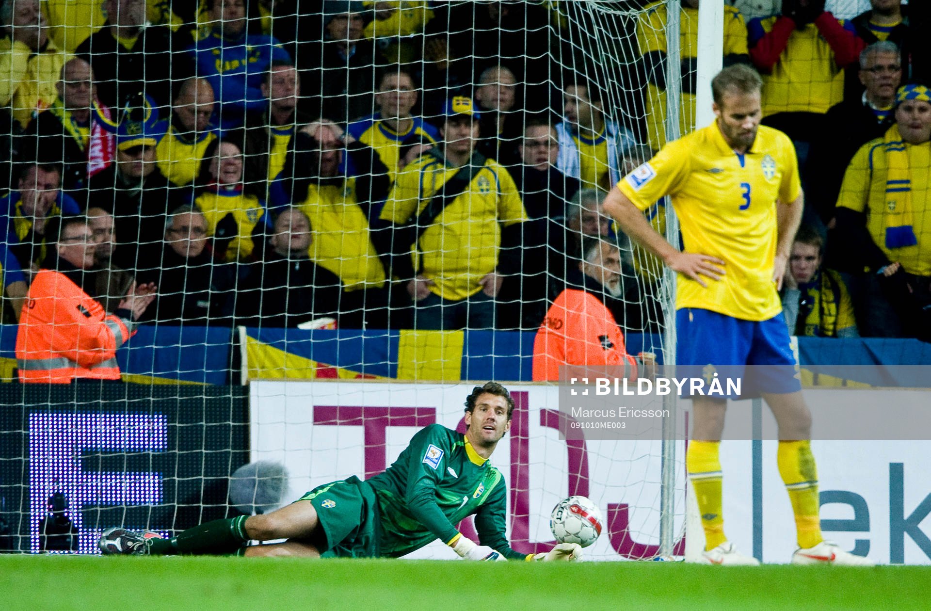 1-0 i mål bakom Andreas Isaksson, målvakt Sverige