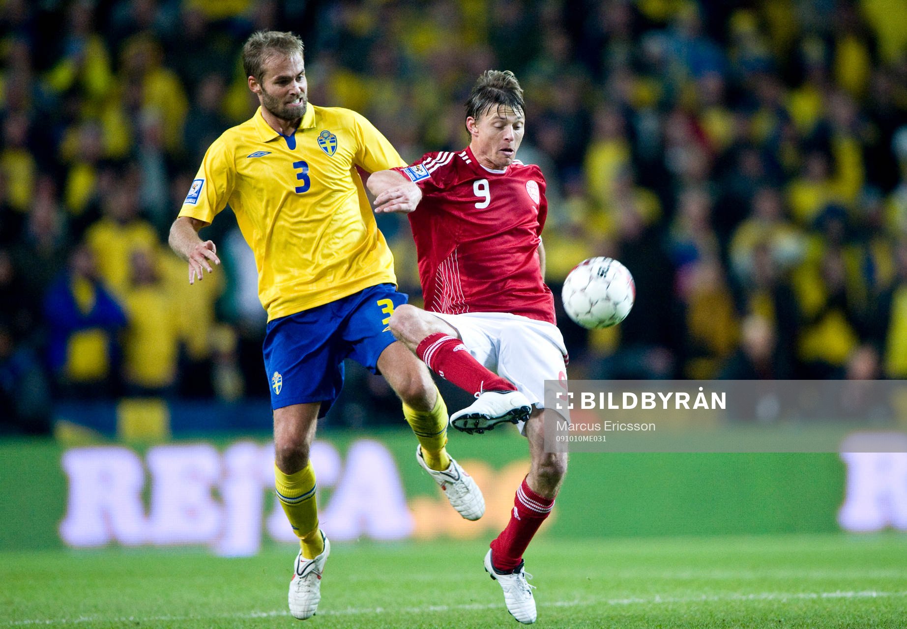Olof Mellberg, Sverige och Jon Dahl Tomasson, Danmark