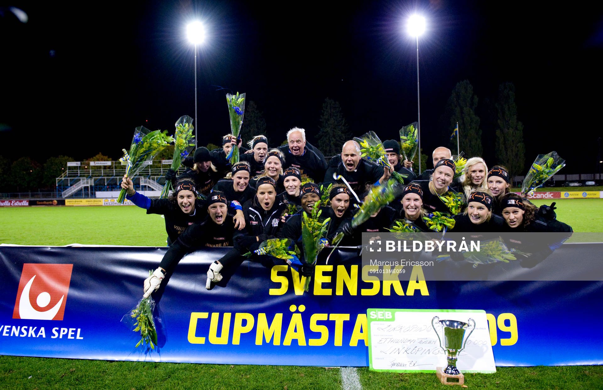 Svenska Cupmästare Linköping. Lagbild, jubel, glädje