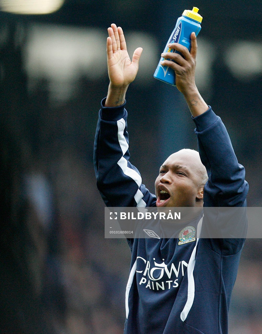 El-Hadji Diouf, Blackburn, tackar publiken