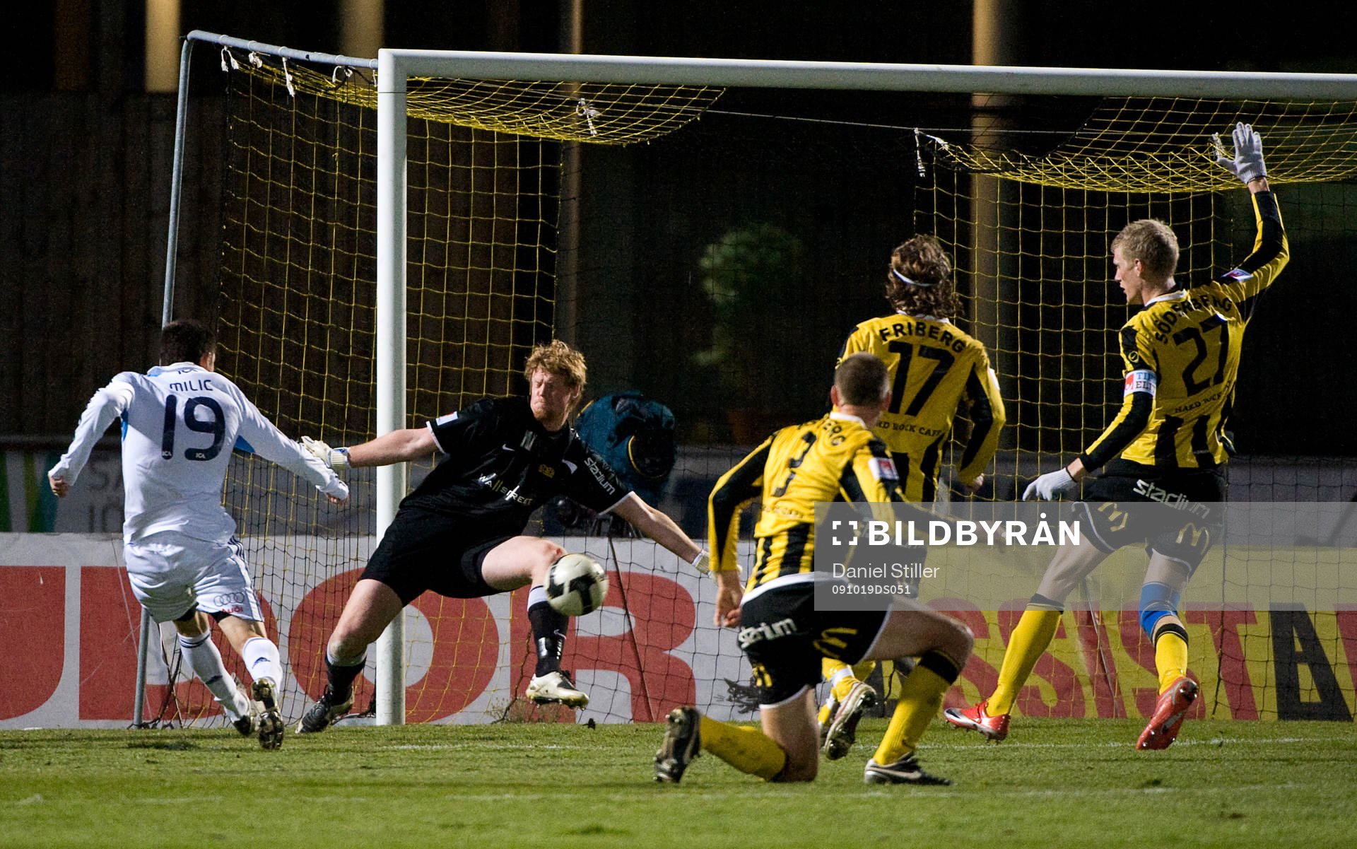 Hrvoje Milic, Djurgården, gör 1-0 bakom Christoffer
