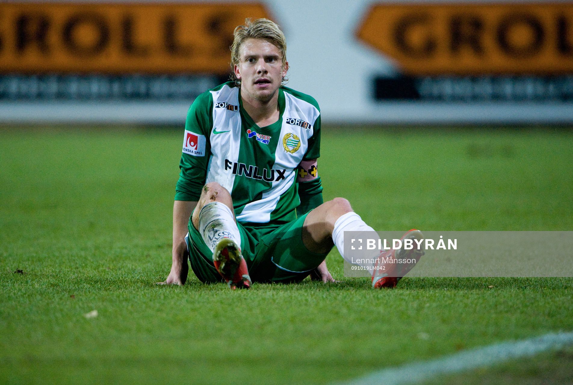 Nu gäller det att resa sig, Emil Johansson