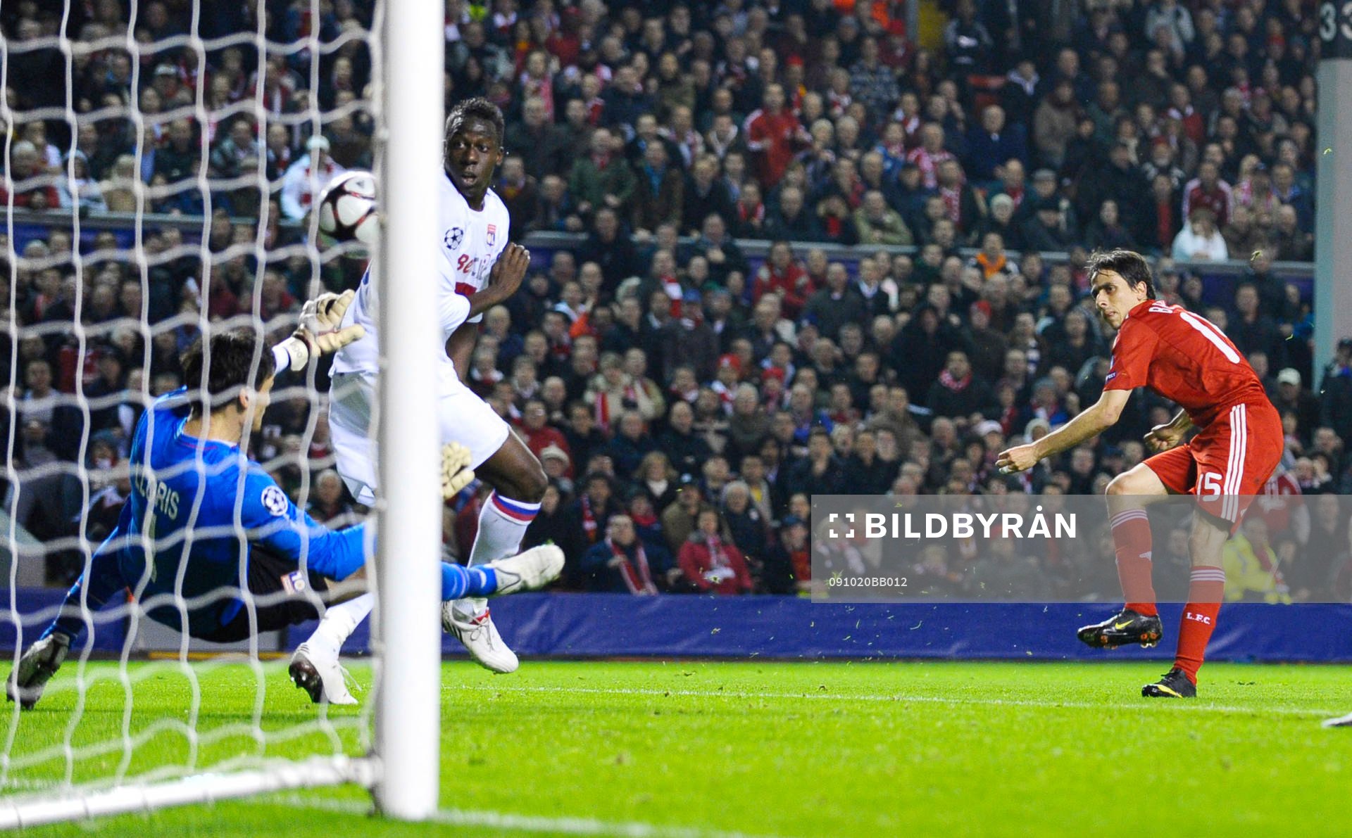 Yossi Benayoun, Liverpool gör 1-0