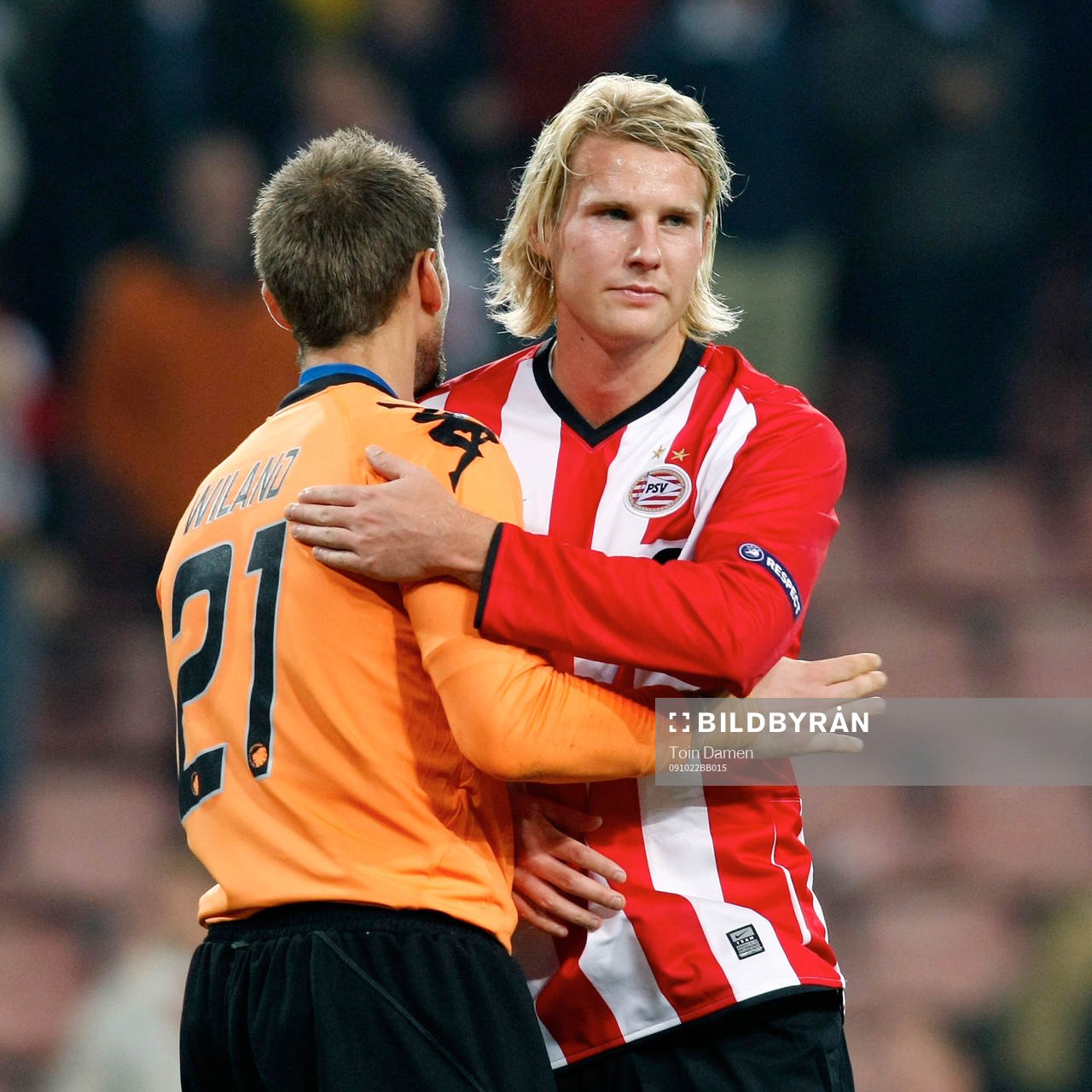 Ola Toivonen, PSV och Johan Wiland, målvakt, Köpenhamn