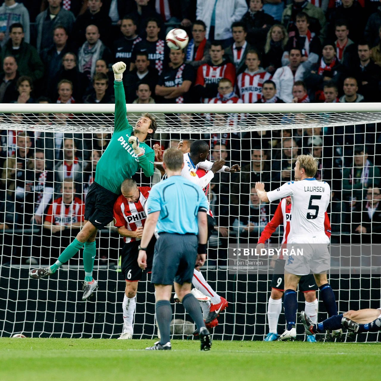 Andreas Isaksson, målvakt, PSV