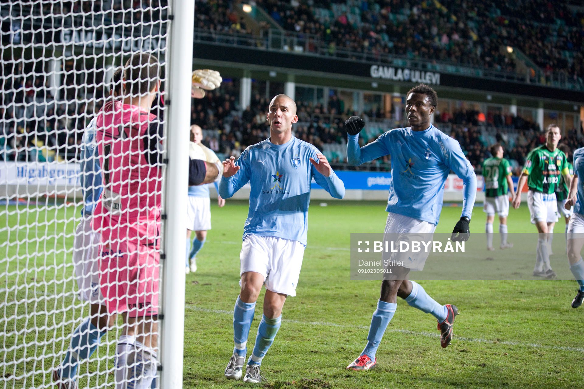 Guillermo Molins, Edward Ofere, Malmö FF, vill ha bollen