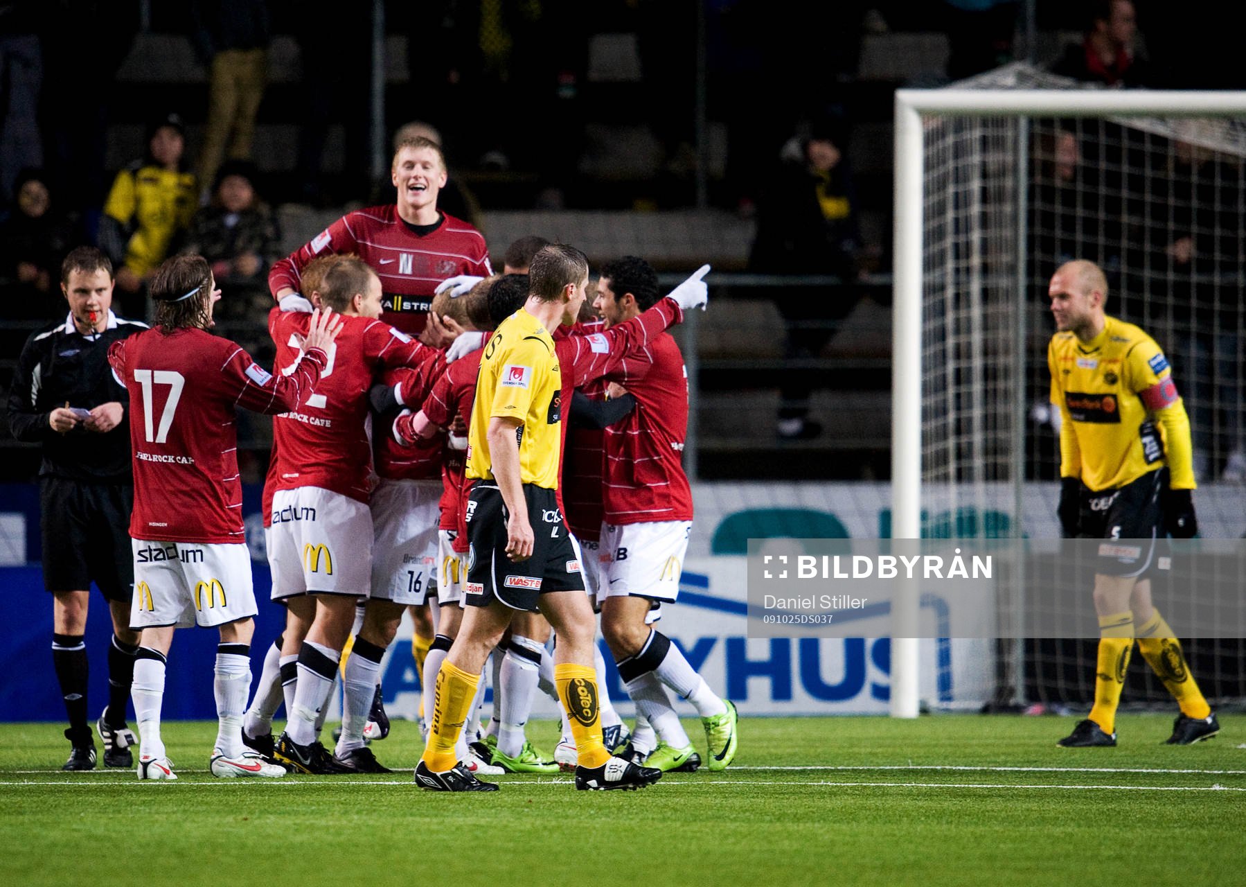 Häcken kvitterar på övertid. Jubel Häcken