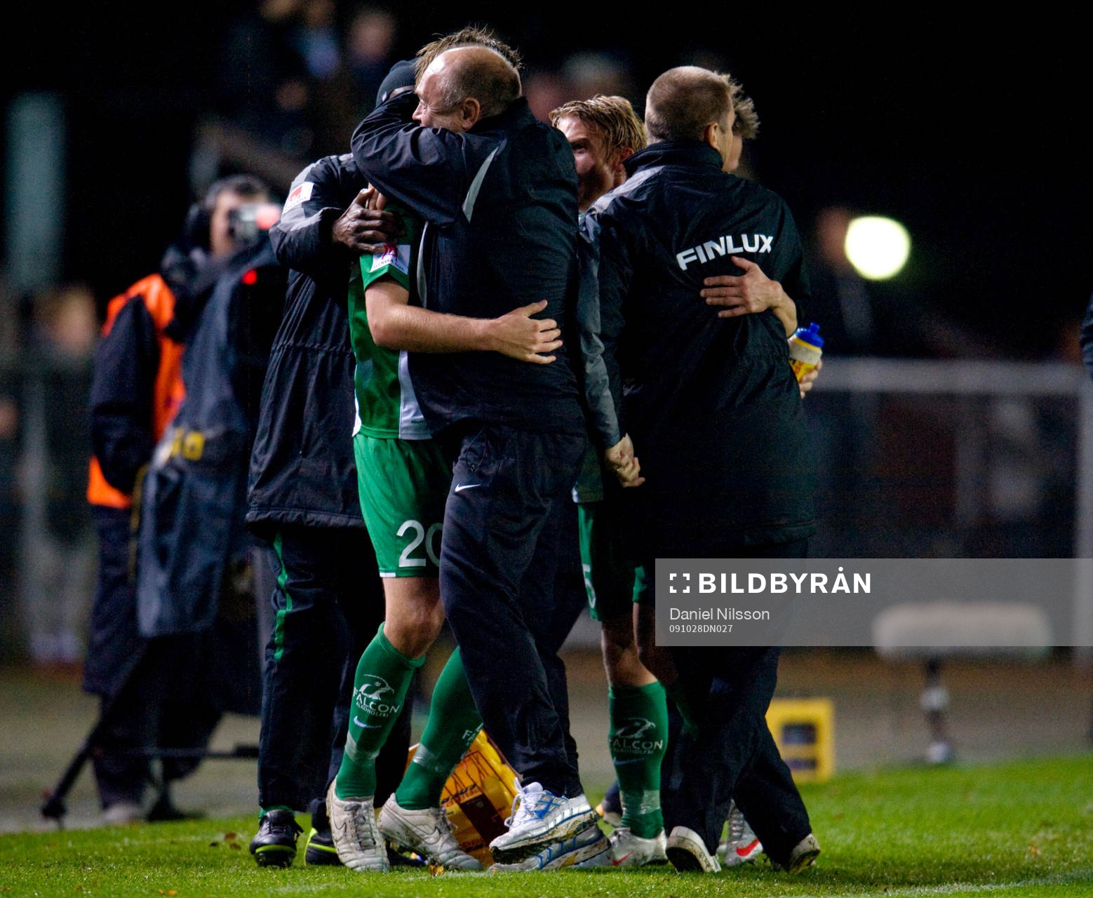 Jubel, Thom Åhlund, tränare, Hammarby
