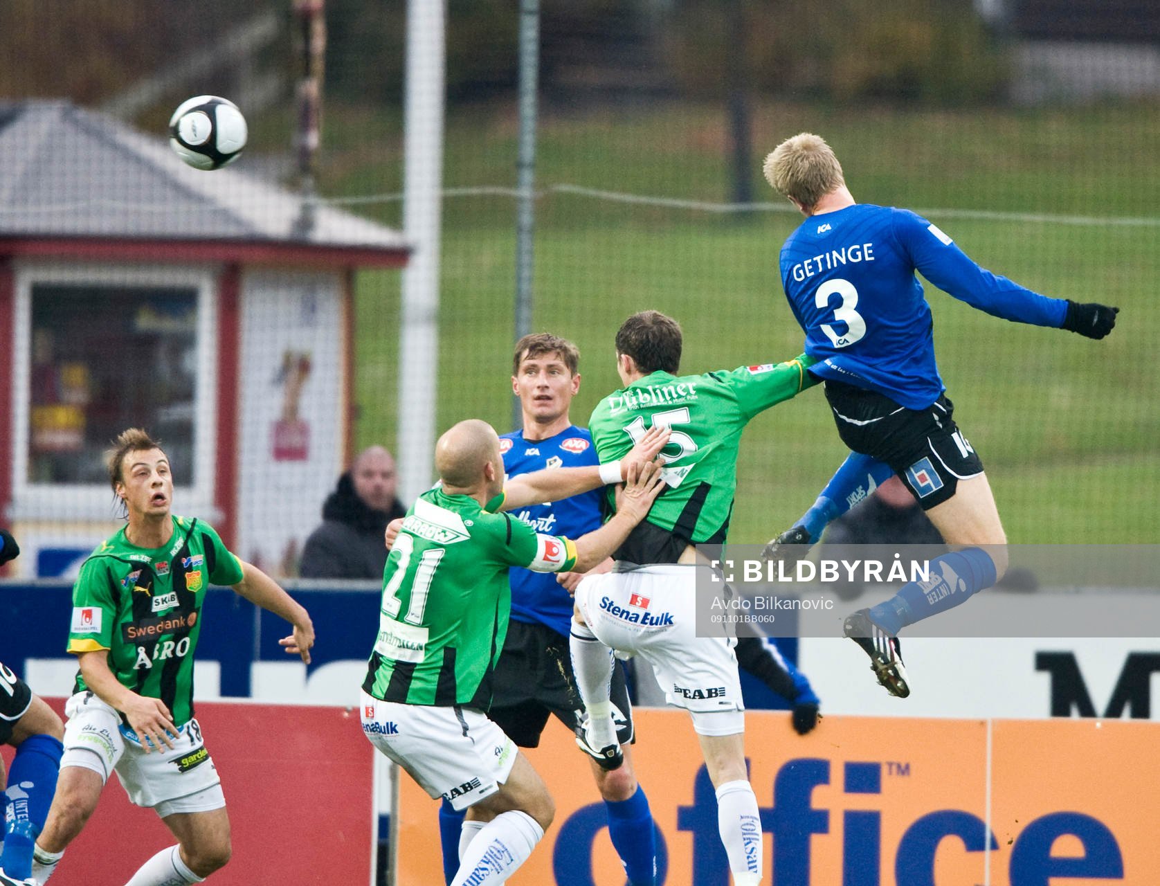 Johnny Lundberg, Halmstad, nickar in Halmstads första mål