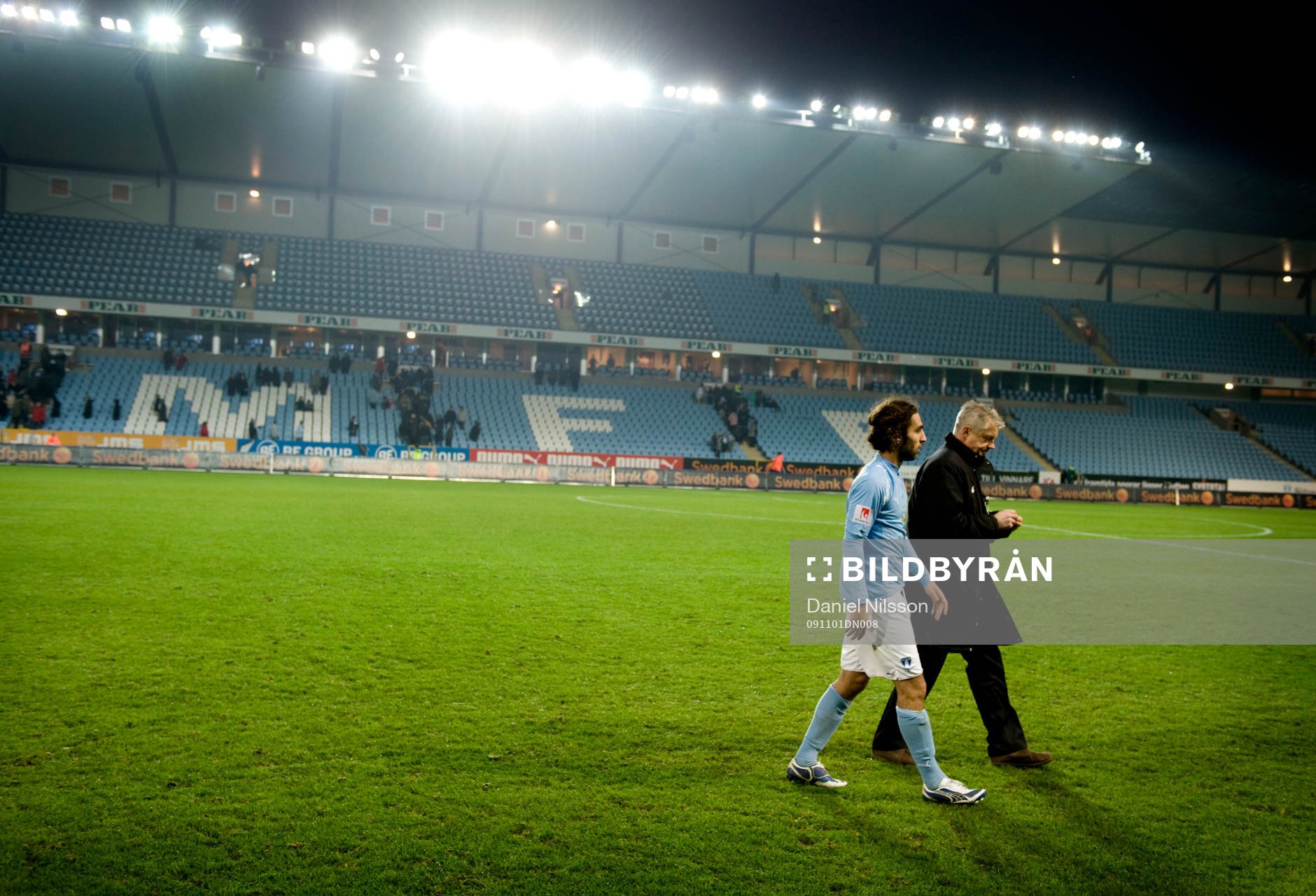 Hasse Borg och Jimmy Durmaz är sist ut från Swedbank