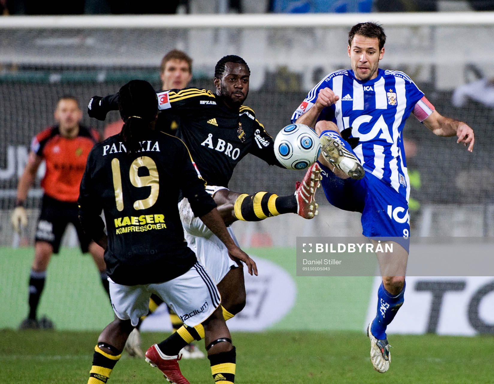 Dulee Johnson, AIK. Stefan Selakovic, IFK Göteborg