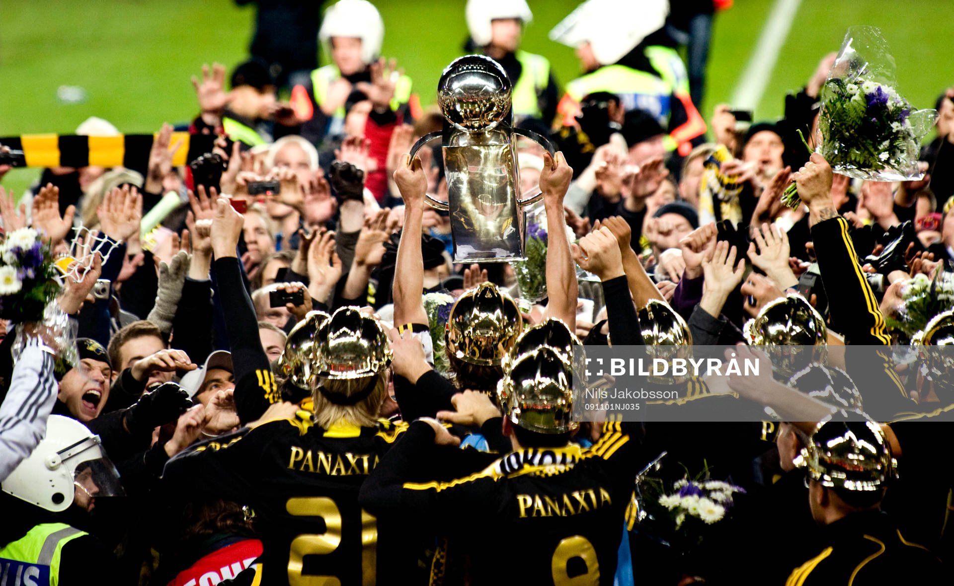 AIK Jubel, med pokal, SM-Guld, Svenska Mästare