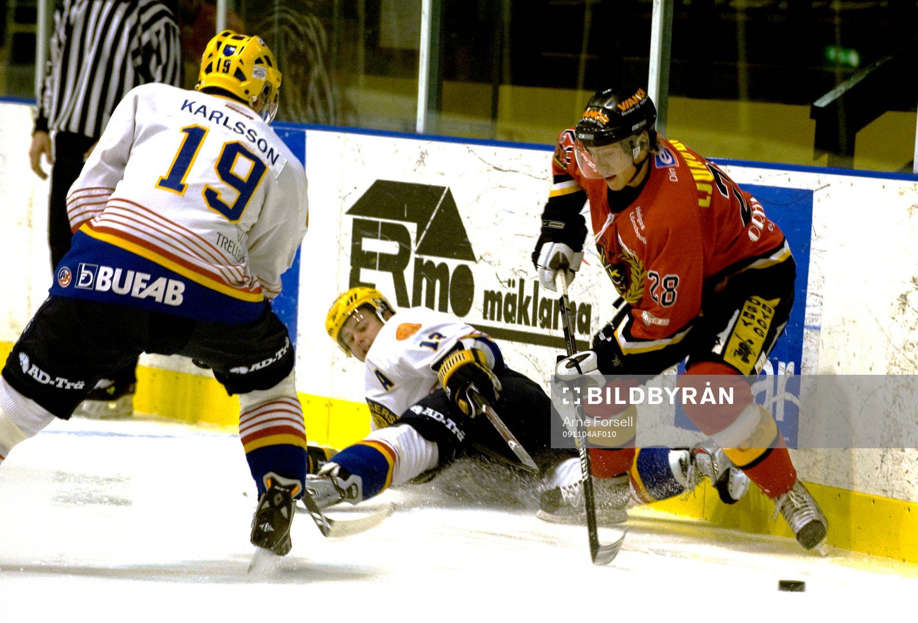 Christoffer Ljungdahl, Osby, tar hand om pucken