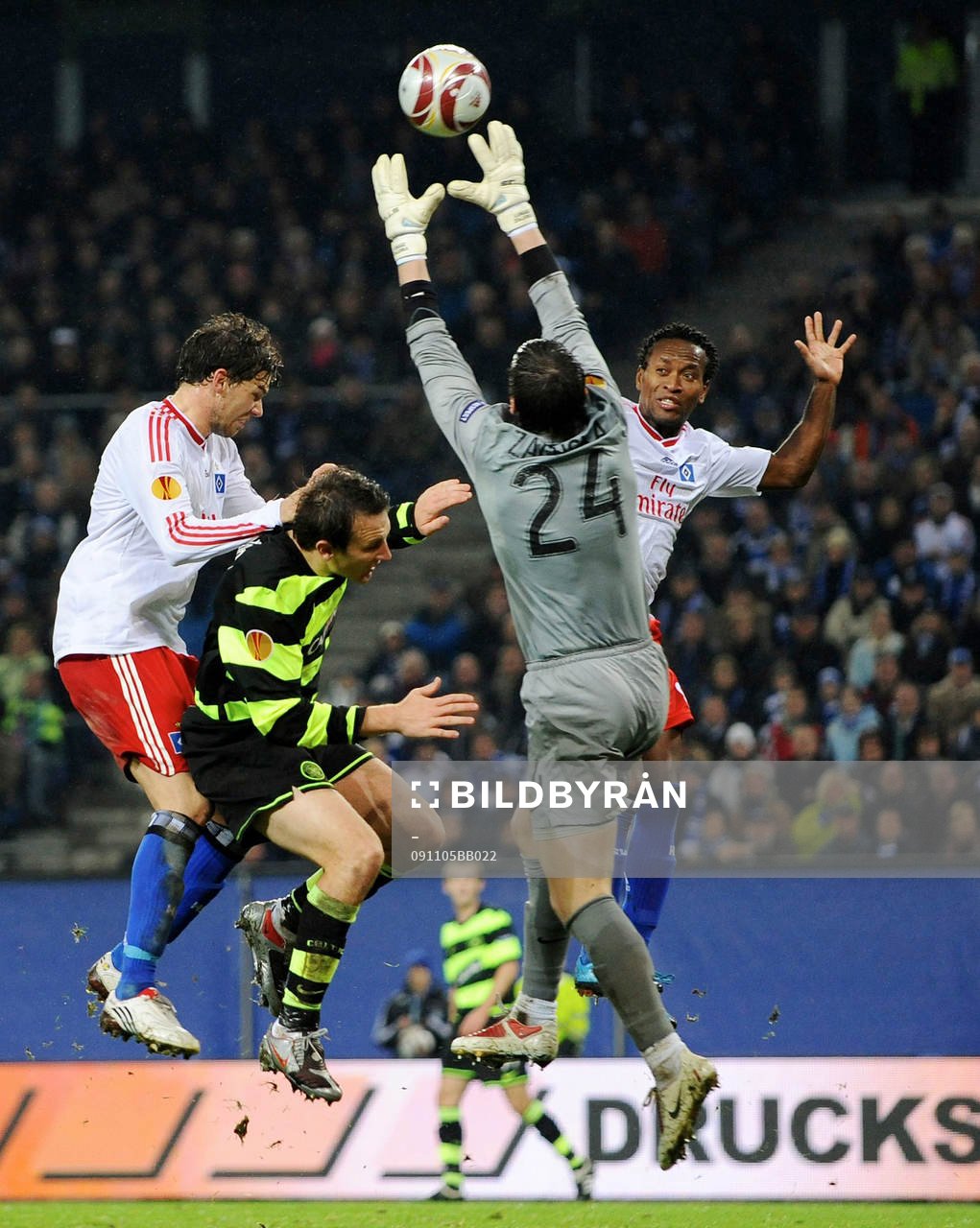 Marcus Berg och Ze Roberto, Hamburg, närkamp