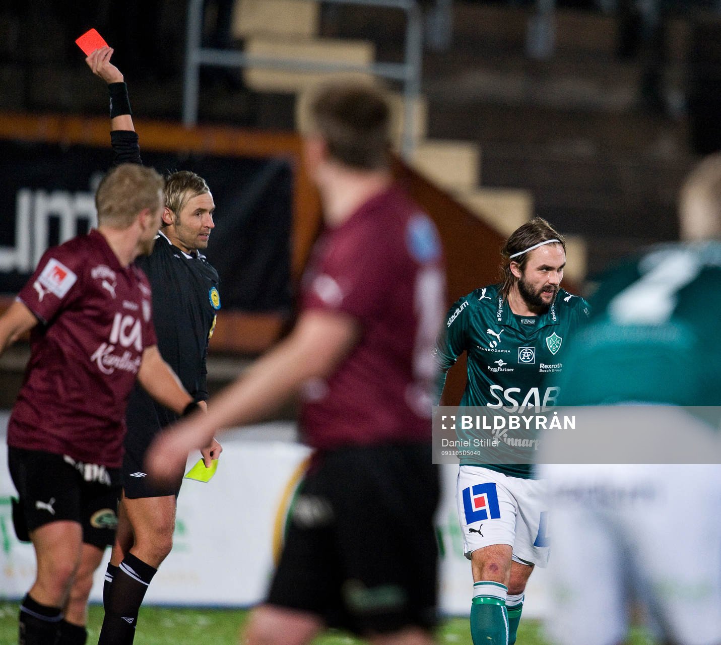 Tobias Johansson, Brage, får rött kort