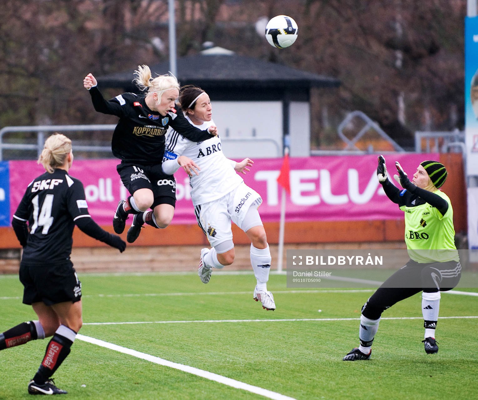 Linnéa Liljegärd, Göteborg, gör 1-0 bakom Maja