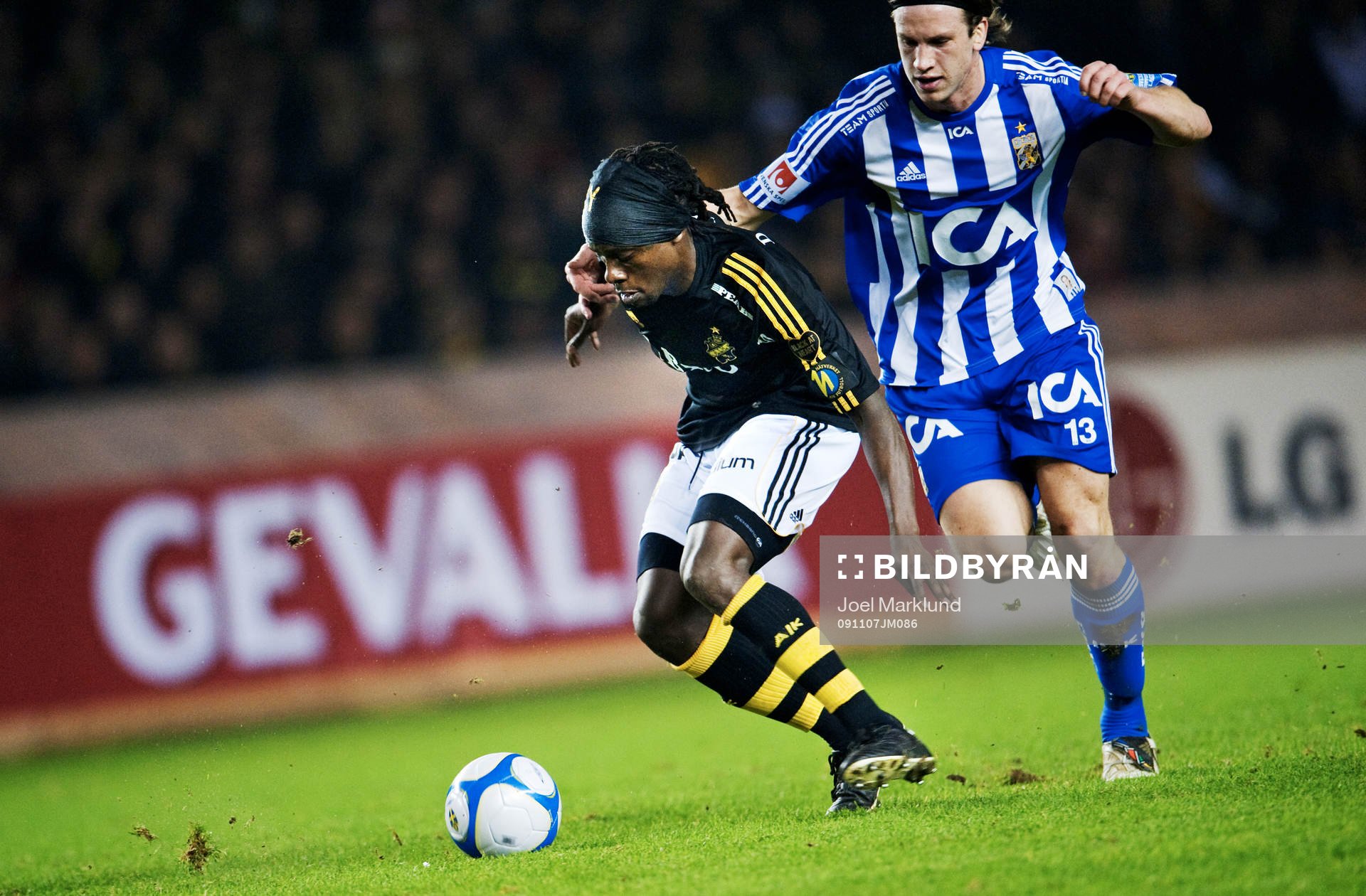 Martin Kayongo Mutumba, AIK, har Gustav Svensson, IFK