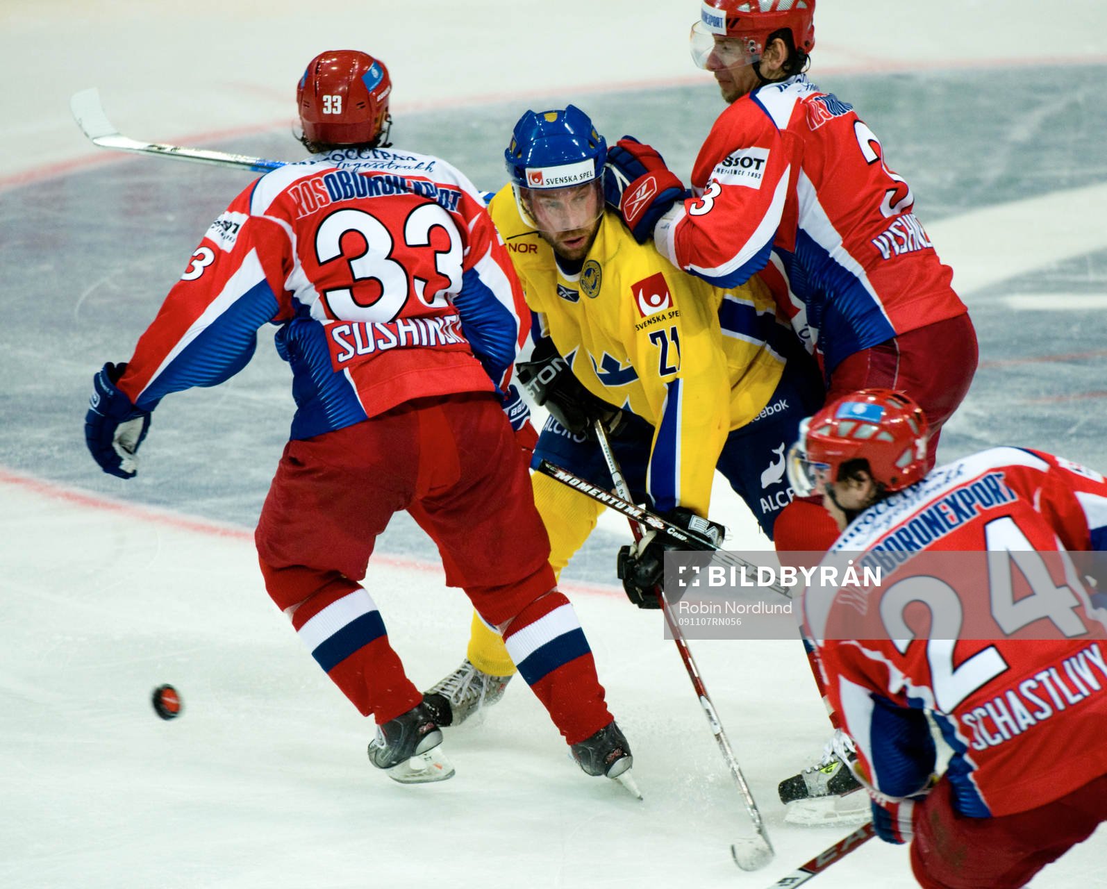 Peter Forsberg, Sverige mellan Maxim Sushinskiy och Vitaly