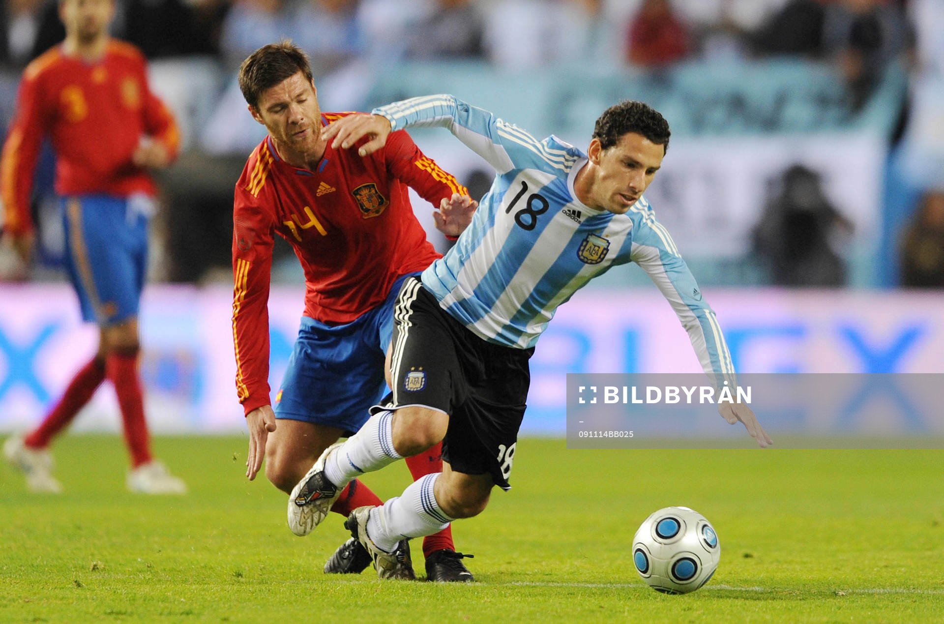 Maxi Rodriguez, Argentina och Xabi Alonso, Spanien