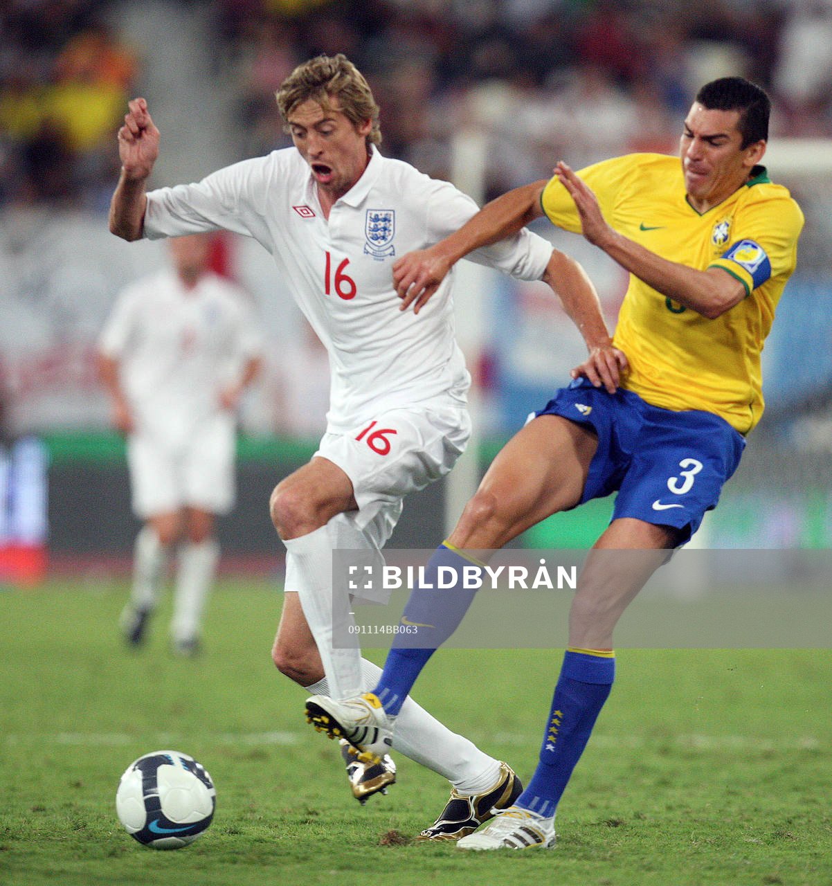 Peter Crouch, England och Lucio, Brasilien