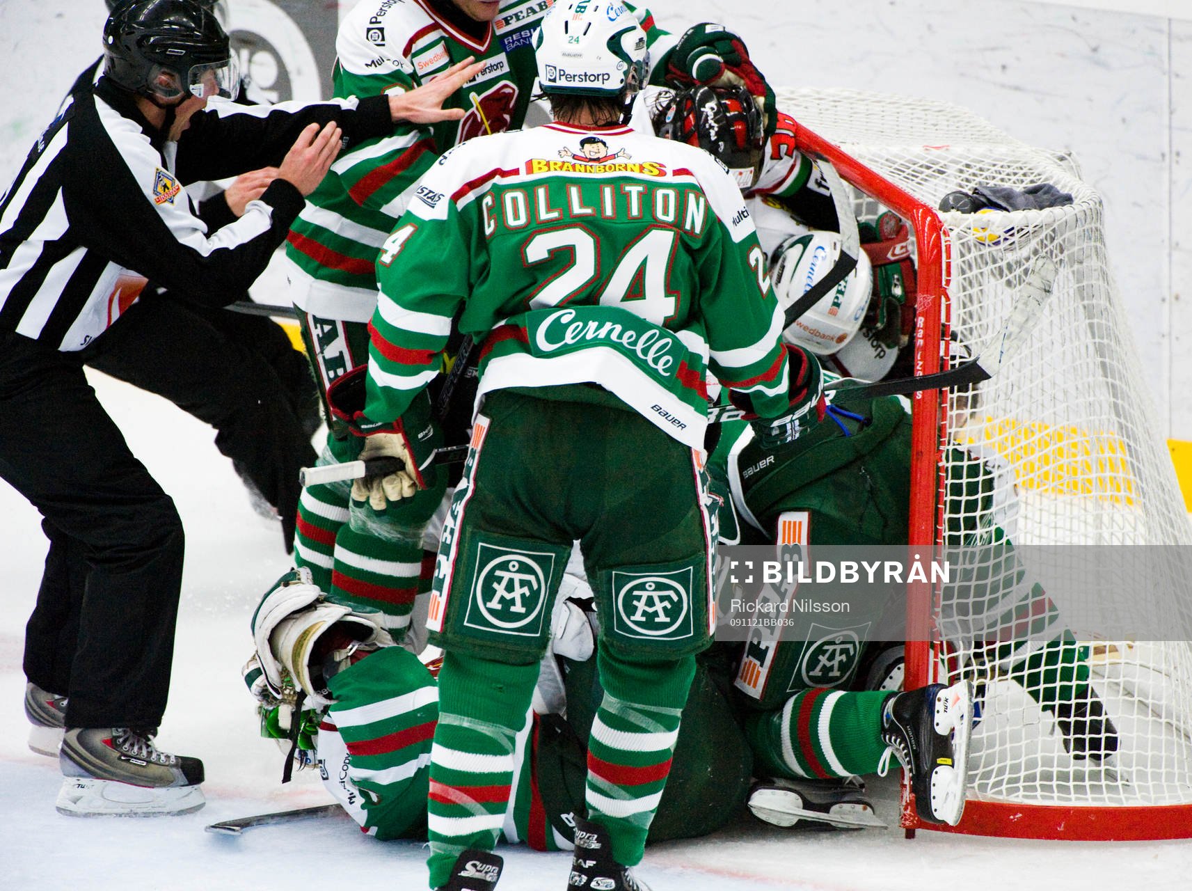 Full kalabalik i Rögles målbur