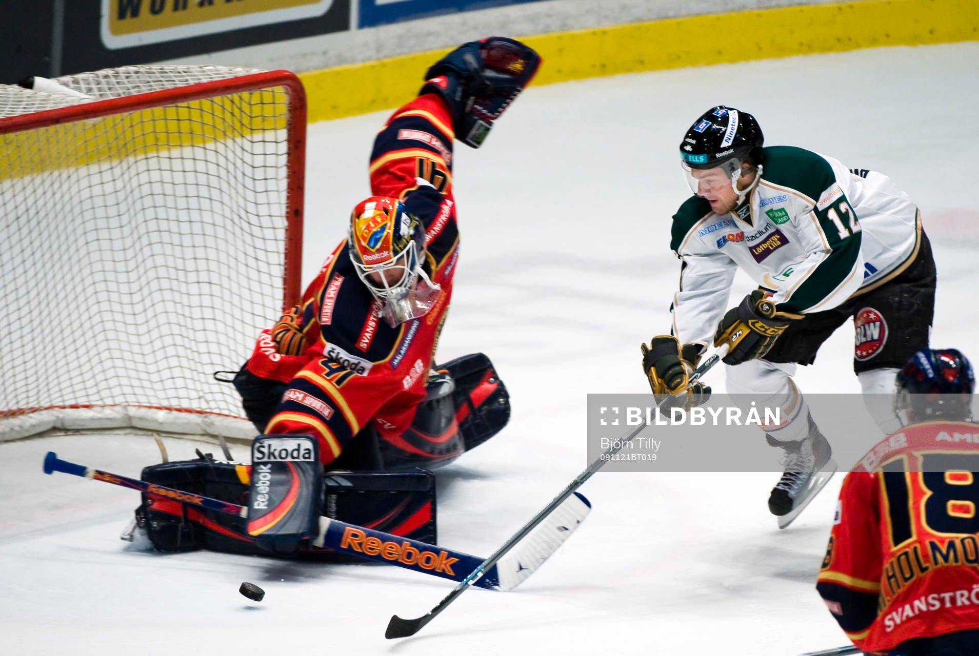 Gustaf Wesslau, målvakt, Djurgården och Marius Holtet,