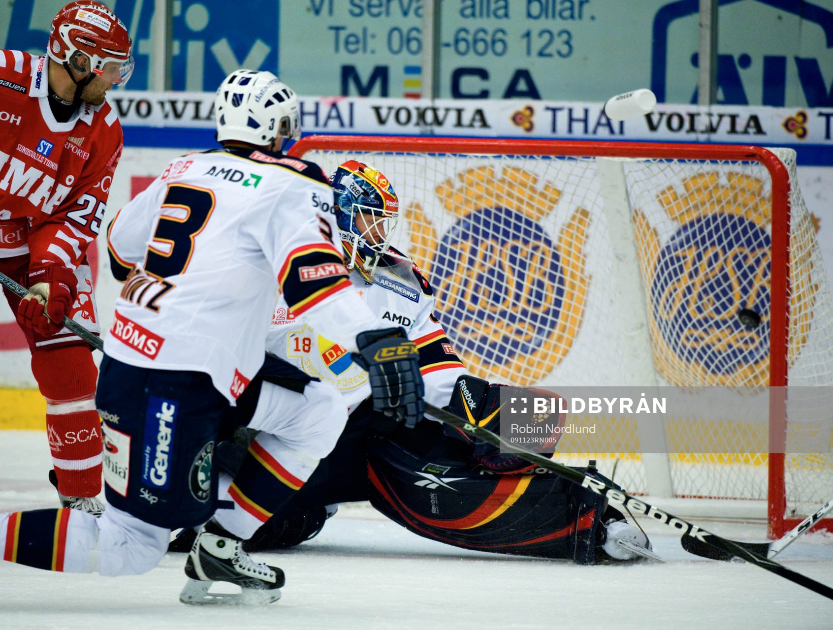 Gustaf Wesslau, Målvakt Djurgården ser pucken i nätet