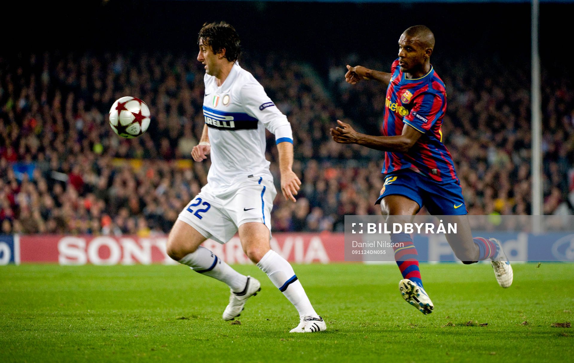 Diego Milito, Inter och Eric Abidal, Barcelona