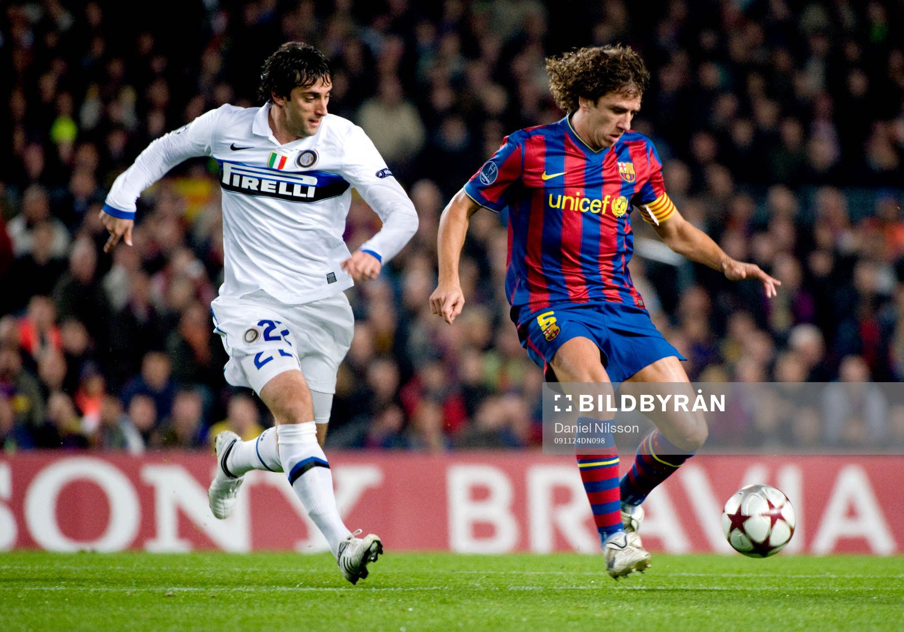Carles Puyol, Barcelona och Diego Milito, Inter