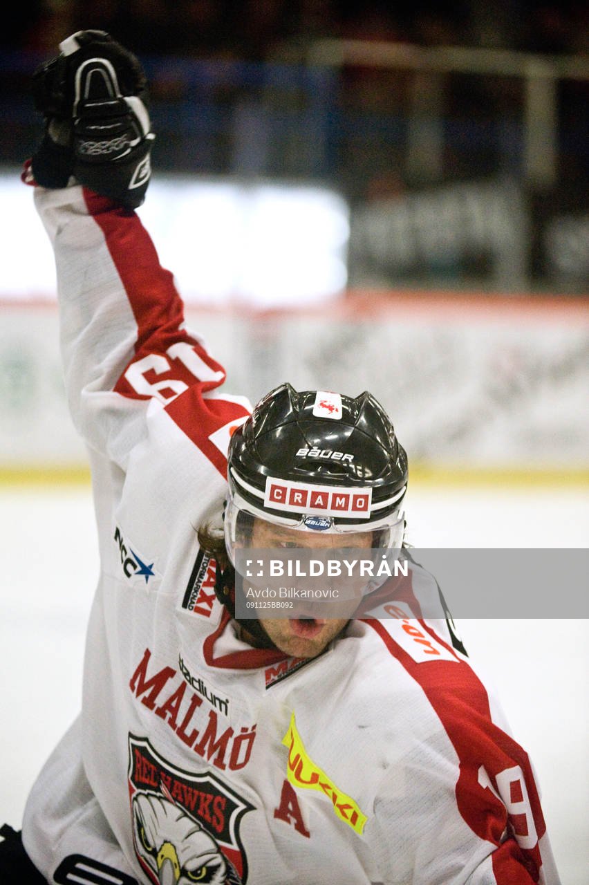Kim Staal, jubel