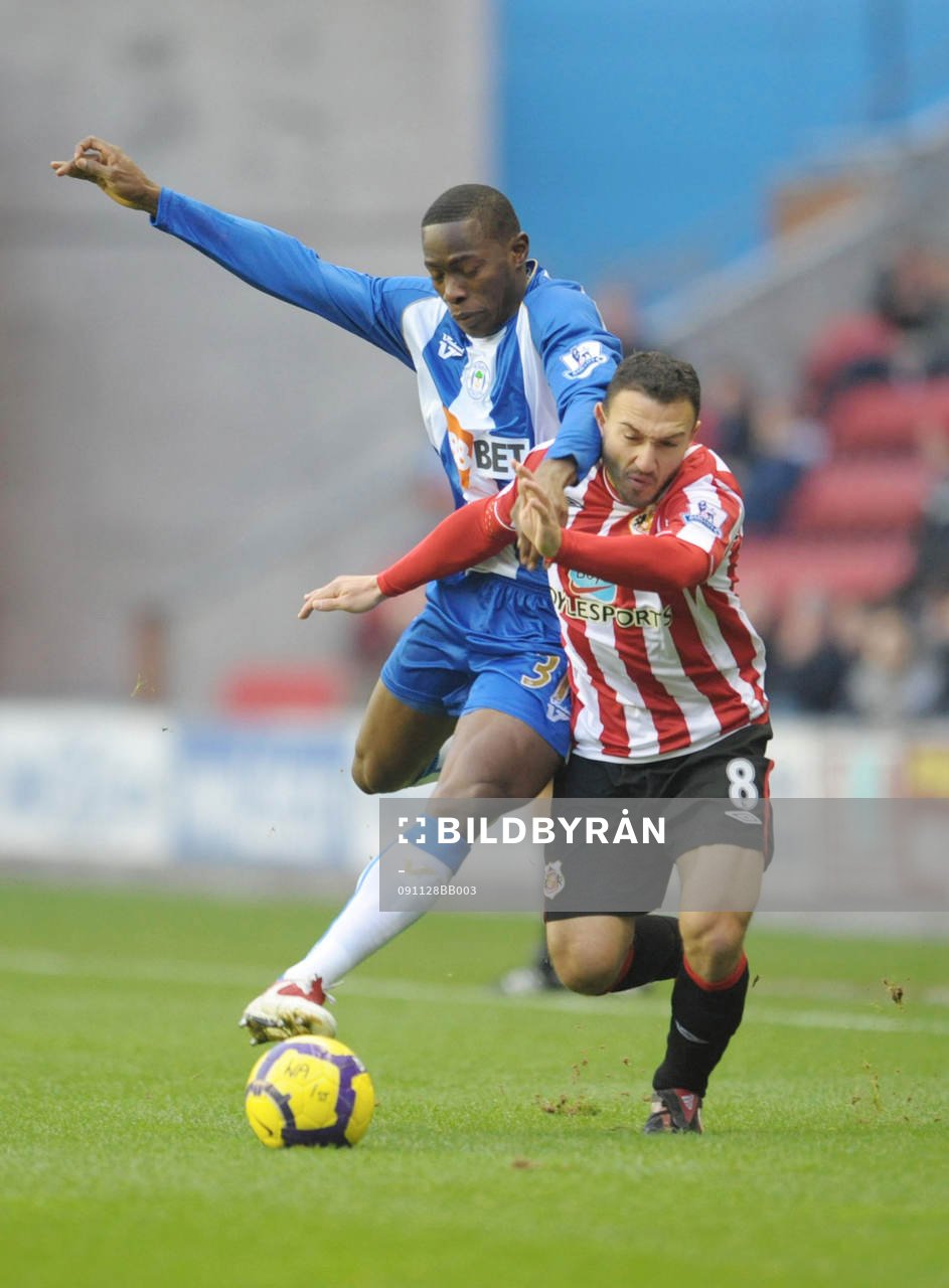 Maynor Figueroa, Wigan och Steed Malbranque, Sunderland