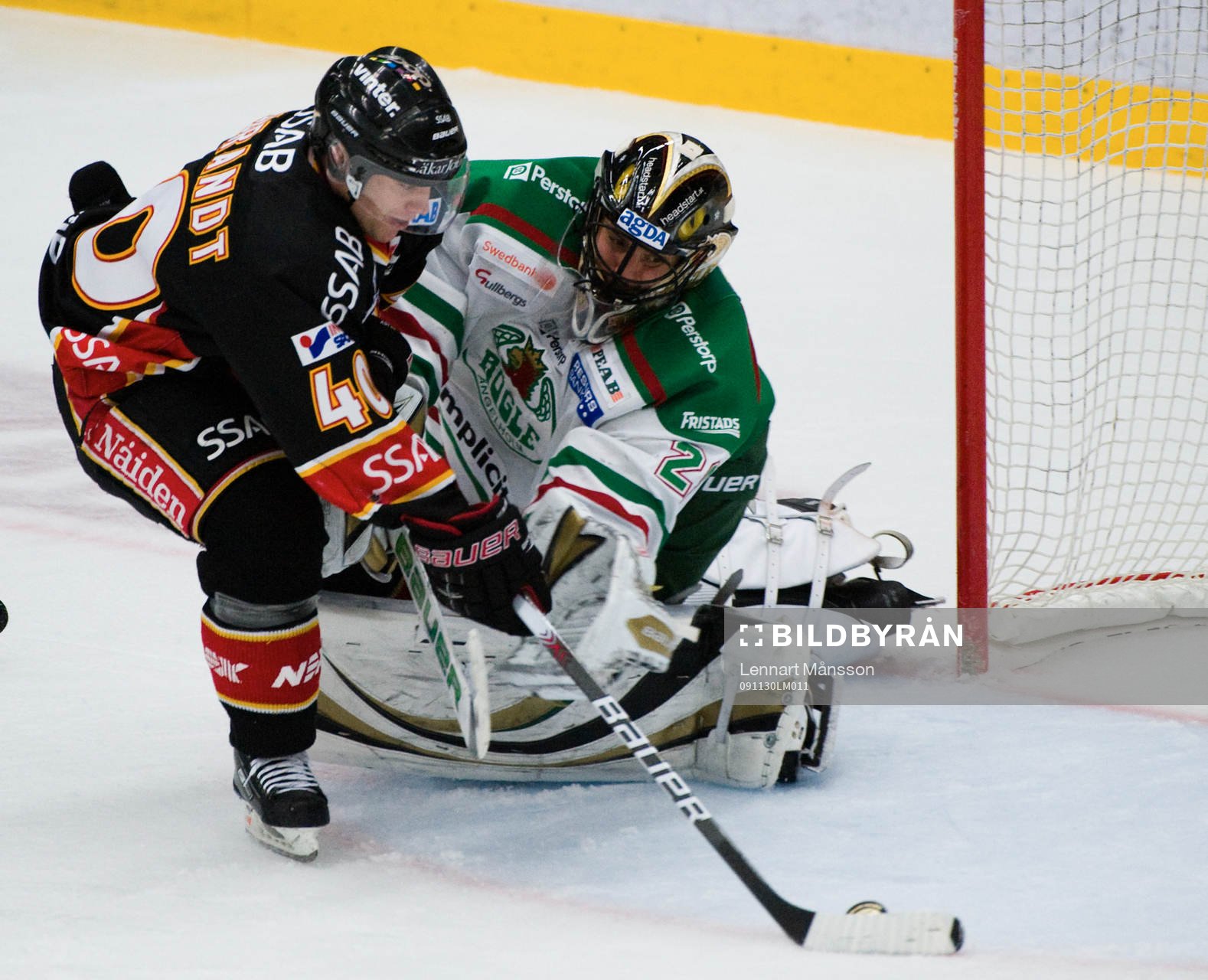 Avgörande 3-5, Per Arlbrandt, Luleå, som rundar Jürgen